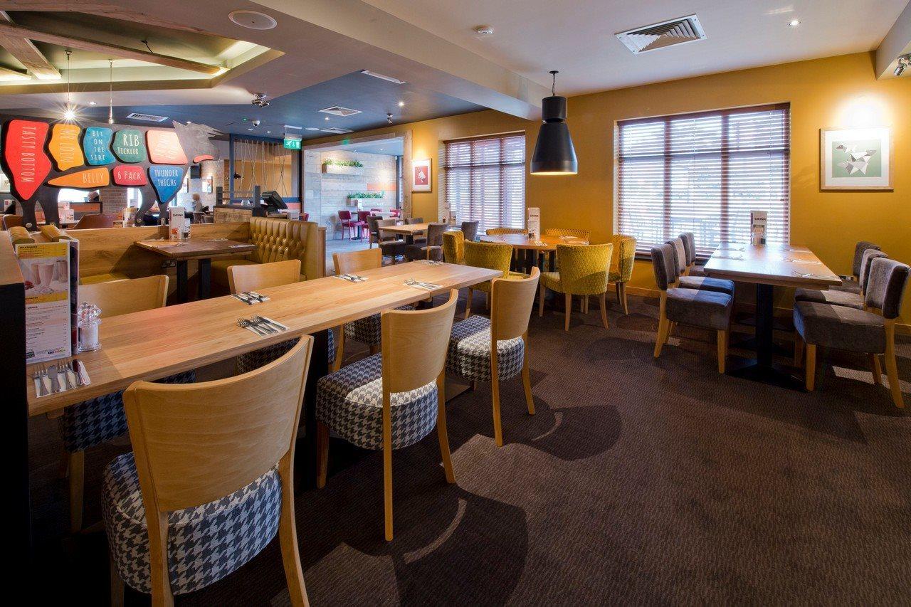 Premier Inn Ware Esterno foto