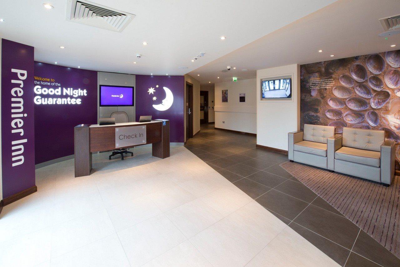 Premier Inn Ware Esterno foto